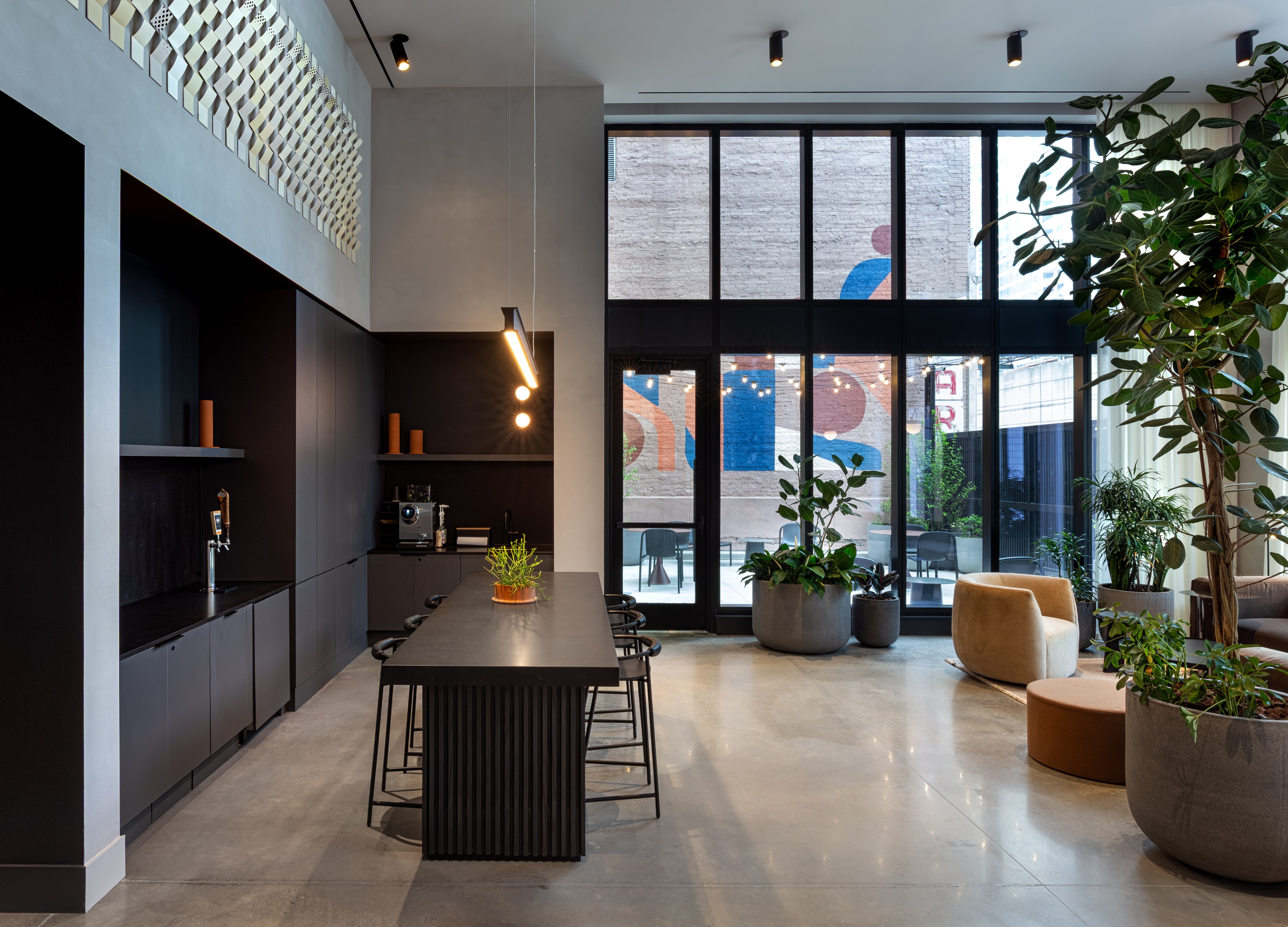 Straits Row 633 S. LaSalle St., Chicago, IL 60605